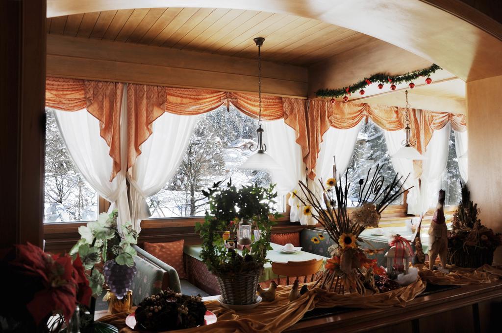 Hotel Garni St. Hubertus Madonna Zewnętrze zdjęcie