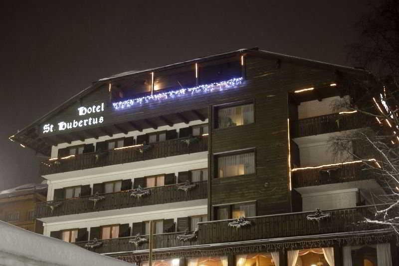 Hotel Garni St. Hubertus Madonna Zewnętrze zdjęcie